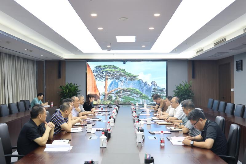 合肥市包河區(qū)區(qū)委副書(shū)記、區(qū)長(zhǎng)李煒一行到公司調(diào)研